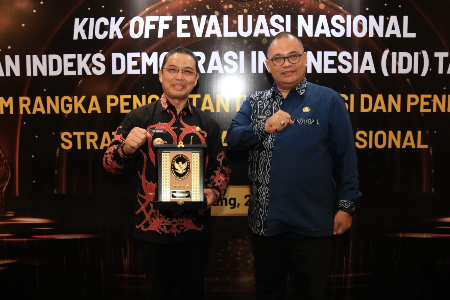 Demokrasi Kalbar Peringkat 4 Nasional, Ria Norsan Targetkan Kenaikan Indeks Pembangunan Manusia