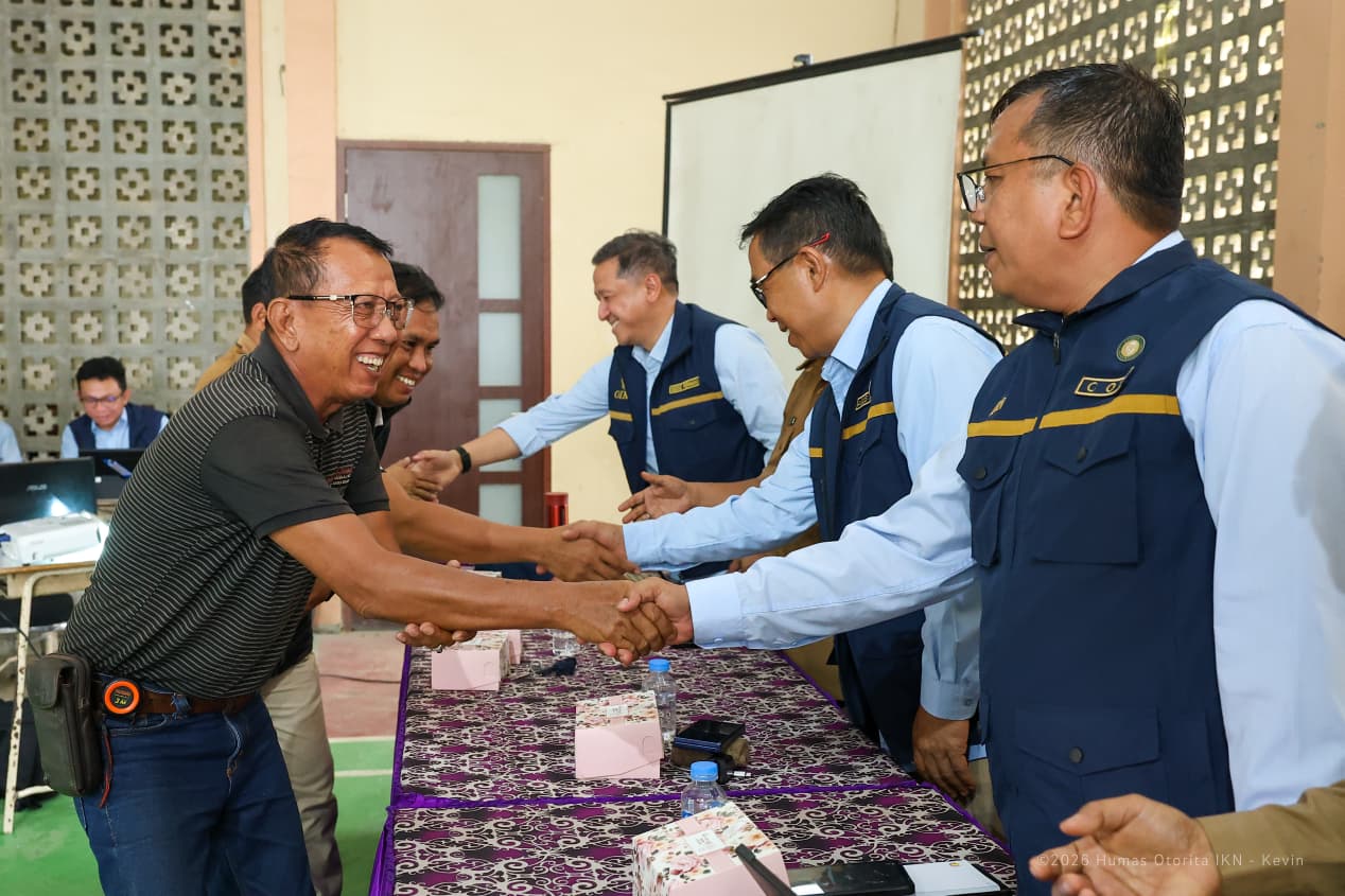 Gunakan Skema Pemberdayaan, Otorita IKN Gandeng Warga Sepaku Bangun Drainase Koridor Jalan Negara