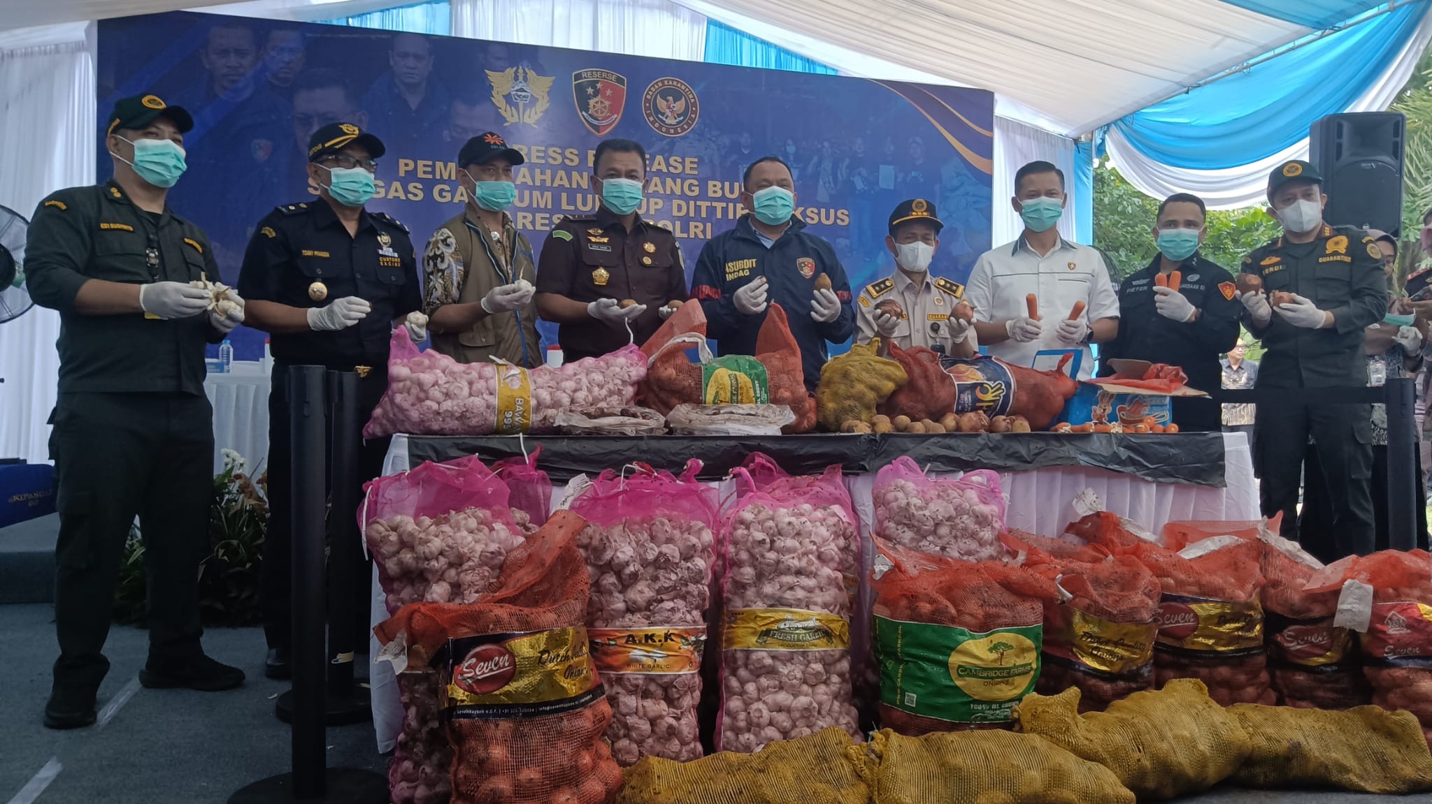 Satu Bulan, Satgas Gakkum Penyelundupan Bareskrim Polri Ungkap 12 Kasus Penyelundupan di Kalbar