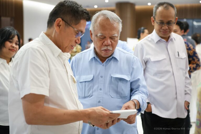 Basuki-Hadimuljono-Kepala-OIKN-Kompleks-Parlemen-Senayan-Jakarta