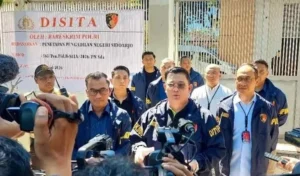 "Dittipideksus Bareskrim Polri menyita pabrik emas PT Simbajaya Utama di Sidoarjo dan mencekal dua direkturnya terkait TPPU pasokan emas ilegal asal Kalbar."