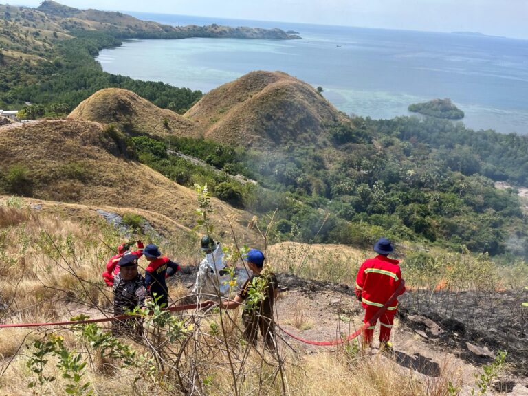 "Rangkuman data BNPB per 16 Juni 2026 mencatat kekeringan melanda Bekasi dan Klaten, banjir di Murung Raya Kalteng, serta karhutla 19 hektare di Labuan Bajo."
