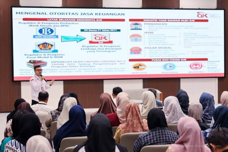 "Otorita IKN bersama Bank Indonesia dan OJK menggelar Akademi SIAPIK 2026 untuk memperkuat literasi keuangan digital dan membuka akses modal perbankan bagi UMKM."
