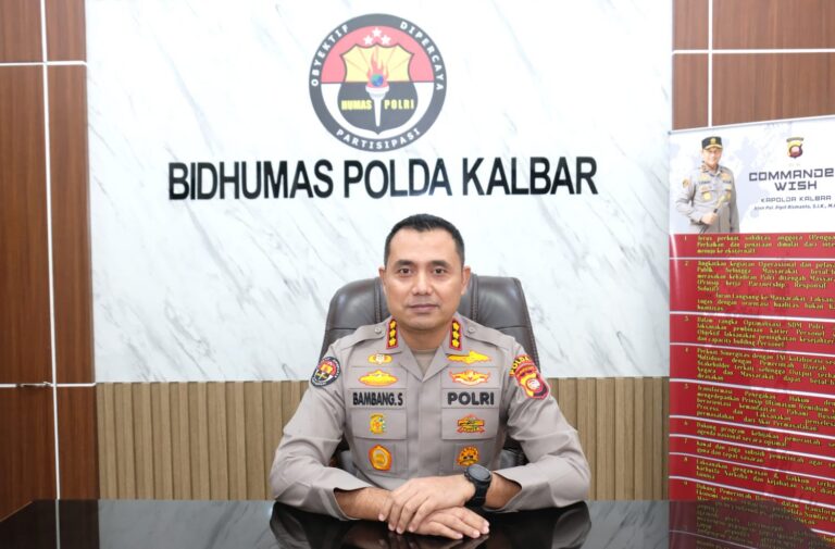 "Polda Kalbar menegaskan penerimaan Akpol 2026 bersih dari titipan dan jalur khusus. Kabid Humas Bambang Suharyono imbau warga tak percaya oknum pelolos seleksi."