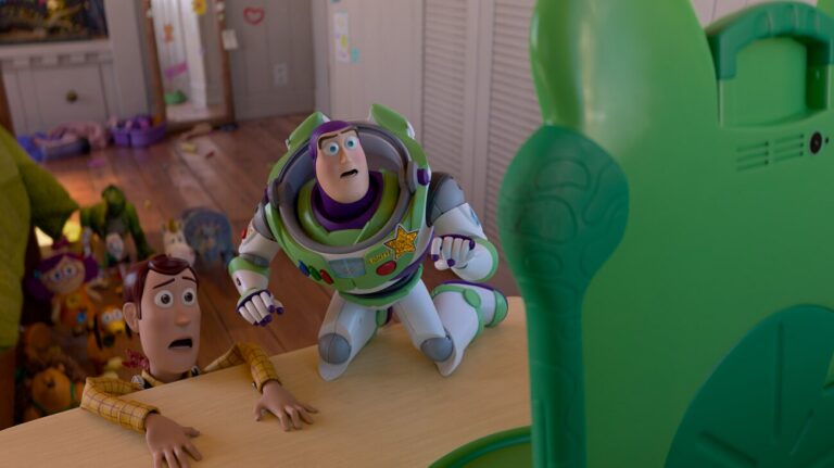 "Toy Story 5 resmi tayang di bioskop Indonesia mulai 17 Juni 2026. Angkat isu perundungan siber, kecanduan gawai, hingga hadirkan lagu baru Taylor Swift."