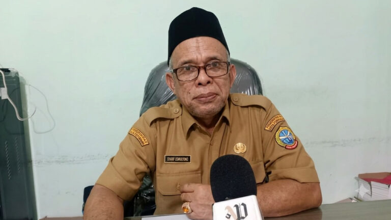 Kepala DLH Kota Pontianak Syarif Usmulyono memberikan keterangan terkait kualitas udara di Pontianak. (Dok. Nusantara Post/Hendrawan)