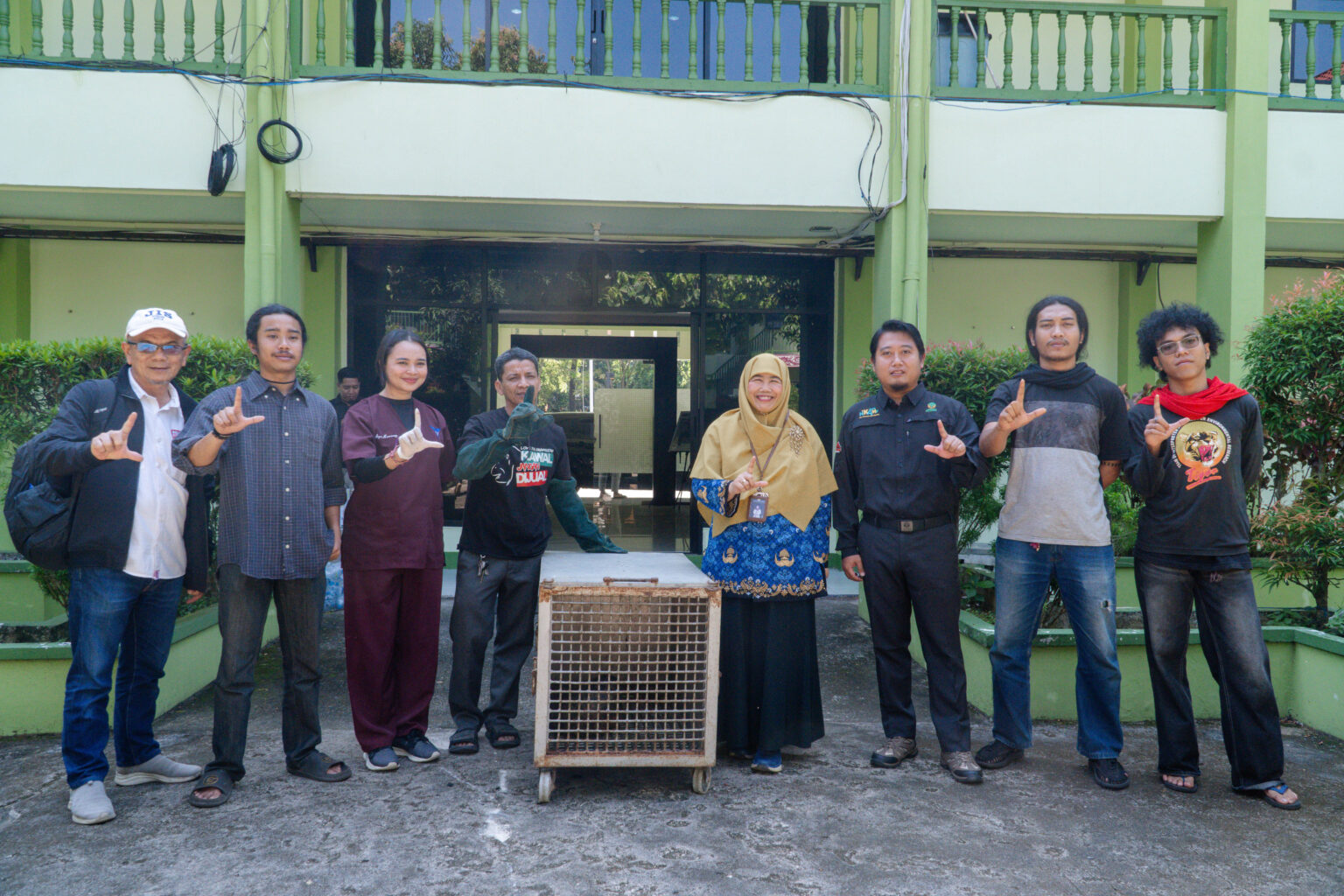 Ditemukan di Arboretum Sylva Untan, Trenggiling Jantan Dievakuasi ke BKSDA Kalbar
