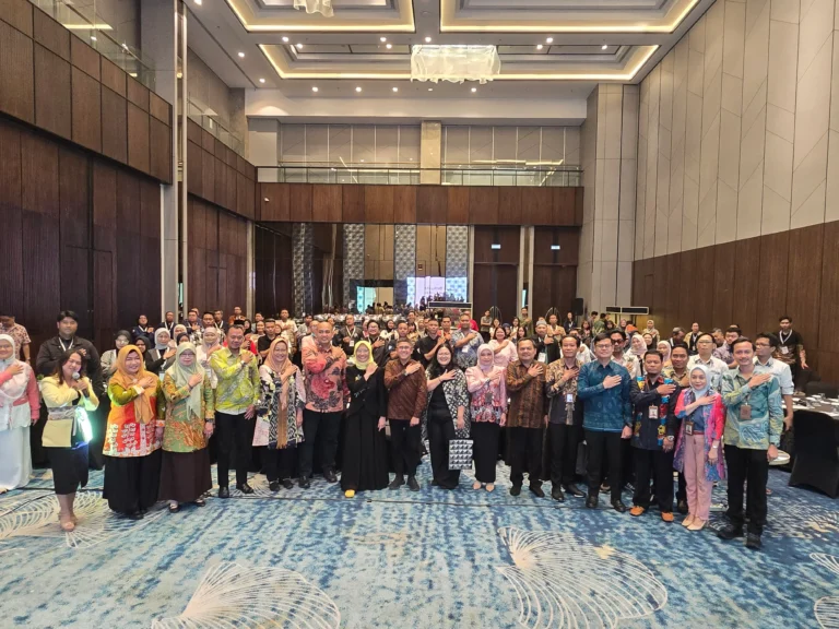 "KPID Kaltim menggandeng BRIN menggelar Bimtek untuk memperkuat kapasitas radio dan TV lokal dalam menghadapi konvergensi media dan kecerdasan buatan."
