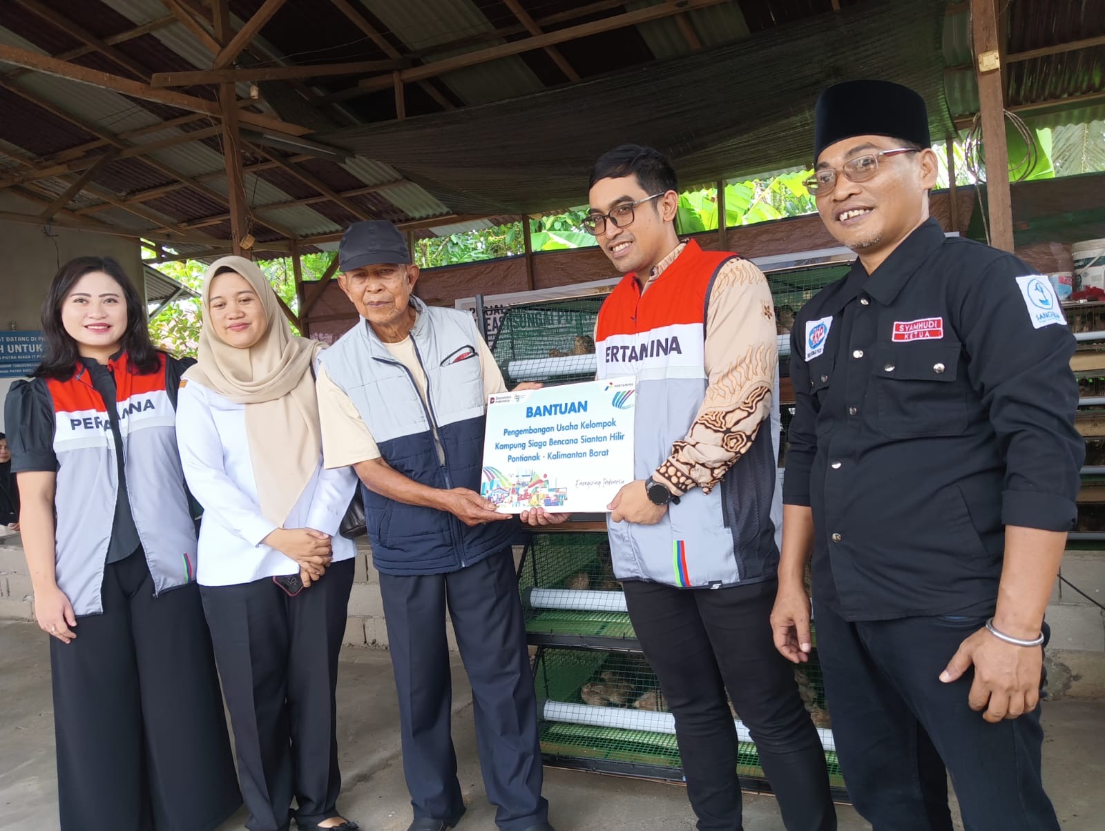 Warga Siantan Hilir Manfaatkan Pekarangan Sempit Kelola Limbah Organik Jadi Pangan Mandiri
