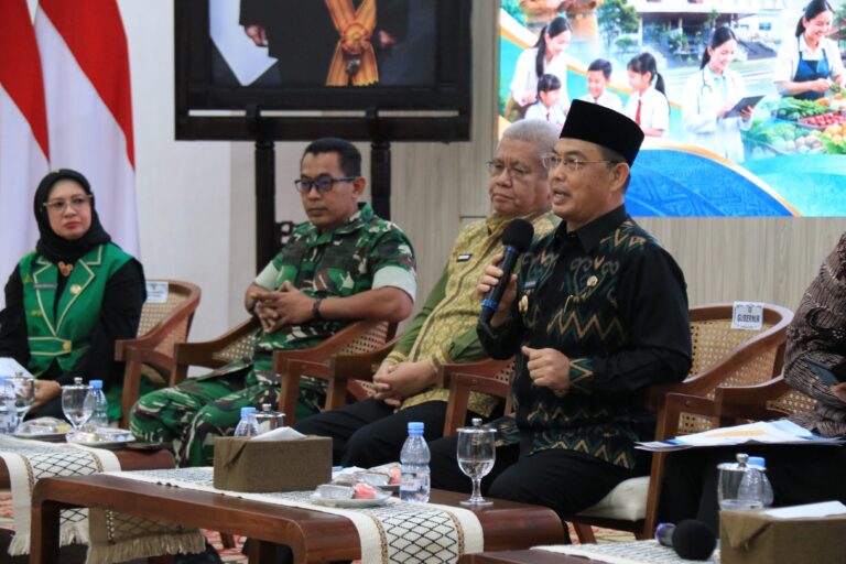 "KPK menyita aset kendaraan Ketua Umum Pemuda Pancasila Japto Soerjosoemarno terkait kasus pencucian uang dan gratifikasi eks Bupati Kukar Rita Widyasari."