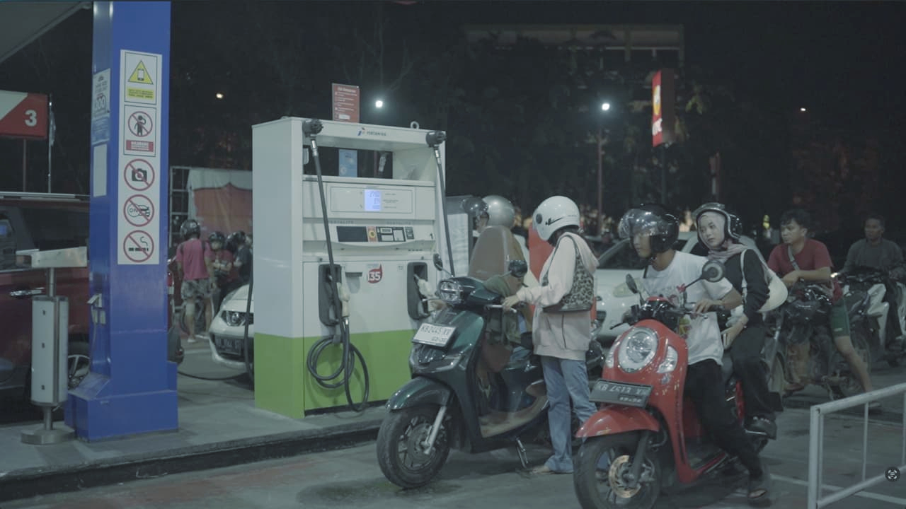 Urai Antrean SPBU, Pertamina Gelontorkan 176 KL BBM Ekstra di Pontianak dan Kubu Raya