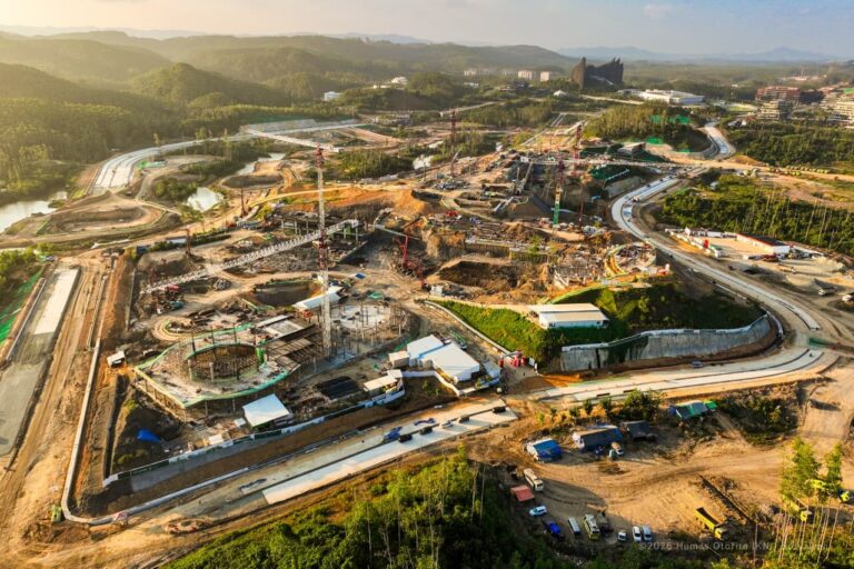 "Sebanyak 67 investor tanam modal Rp74,54 triliun di IKN Nusantara per Agustus 2026 untuk pacu infrastruktur menuju Ibu Kota Politik 2028."