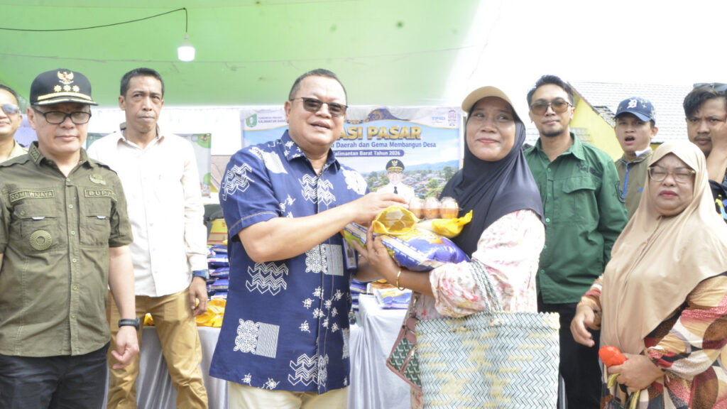 Gerakkan Ekonomi Warga, Bank Kalbar Dukung Penuh Gema Membangun Desa Ke-3 di Kayong Utara