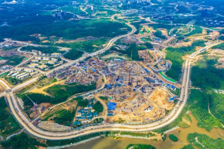 "DPP REI bantah isu pembatalan proyek di IKN. Ketum Joko Suranto pastikan pengadaan lahan kantor perwakilan seluas satu hektare tetap berproses administratif."