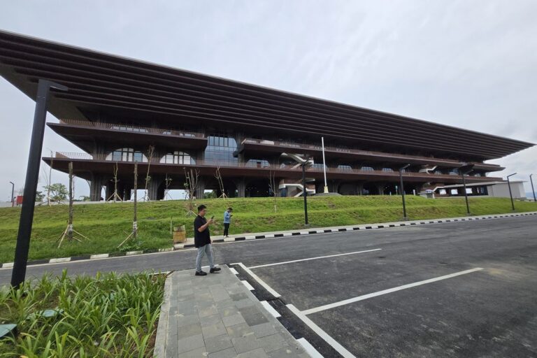 "Dibangun era Jokowi dan dihuni Gibran pada 2026, pengamat sebut kehadiran Wapres di IKN kunci tepis isu megaproyek mangkrak layaknya Hambalang."