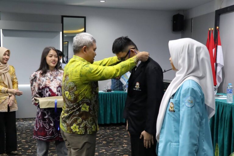 "Dispora Kalsel menggelar Youth Meratus Geopark 2026 untuk mencetak generasi muda sebagai pelopor pelestarian lingkungan dan potensi wisata kawasan Meratus."