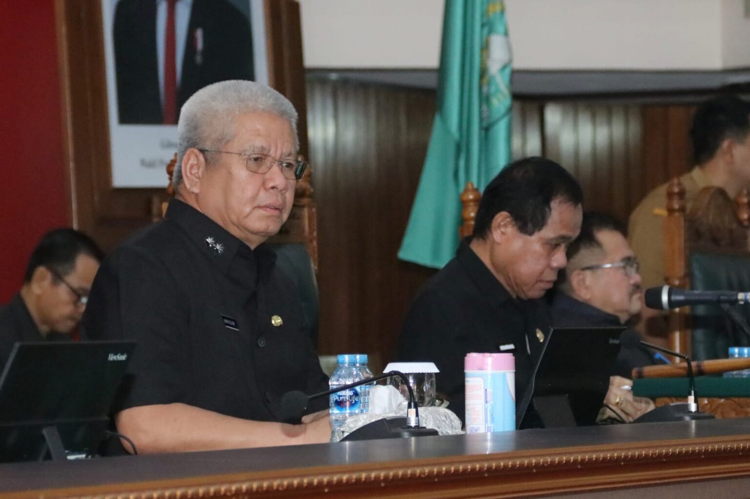 DPRD Kalbar Beri Catatan Raperda Perubahan Pajak dan Retribusi Daerah