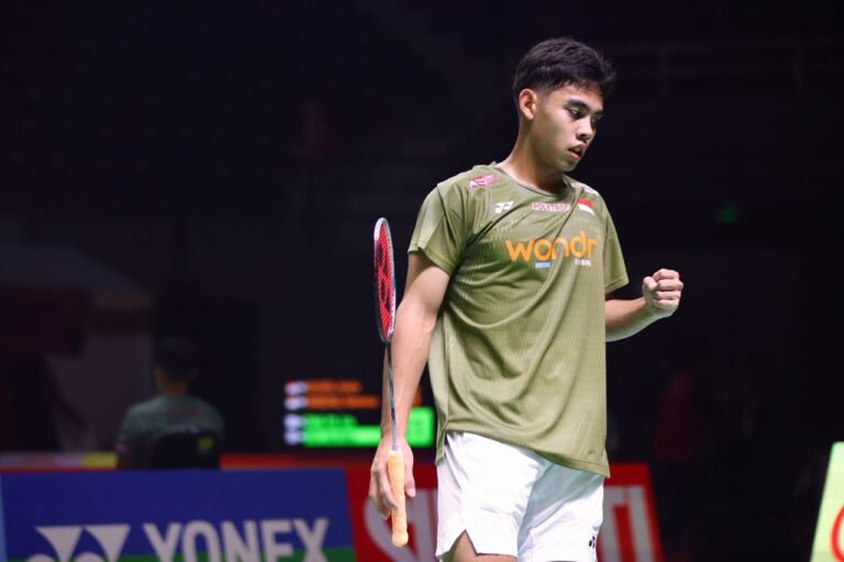 "Tunggal putra Denis Azzarya tembus babak utama Polytron Pontianak International Challenge 2026 usai tundukkan Farel Fadhilah Ukasyah lewat duel tiga gim."
