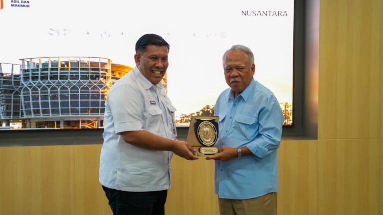 "Kejar target Ibu Kota Politik 2028, Kemenko Kumham Imipas bersama Otorita IKN petakan kesiapan kantor, hunian ASN, dan layanan imigrasi di IKN."