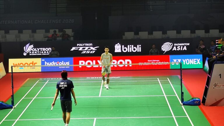"Meski kondisi fisik kurang fit, Richie Richardo kalahkan Cheng Ju-Sheng straight game dan amankan tiket perempat final Pontianak International Challenge 2026."