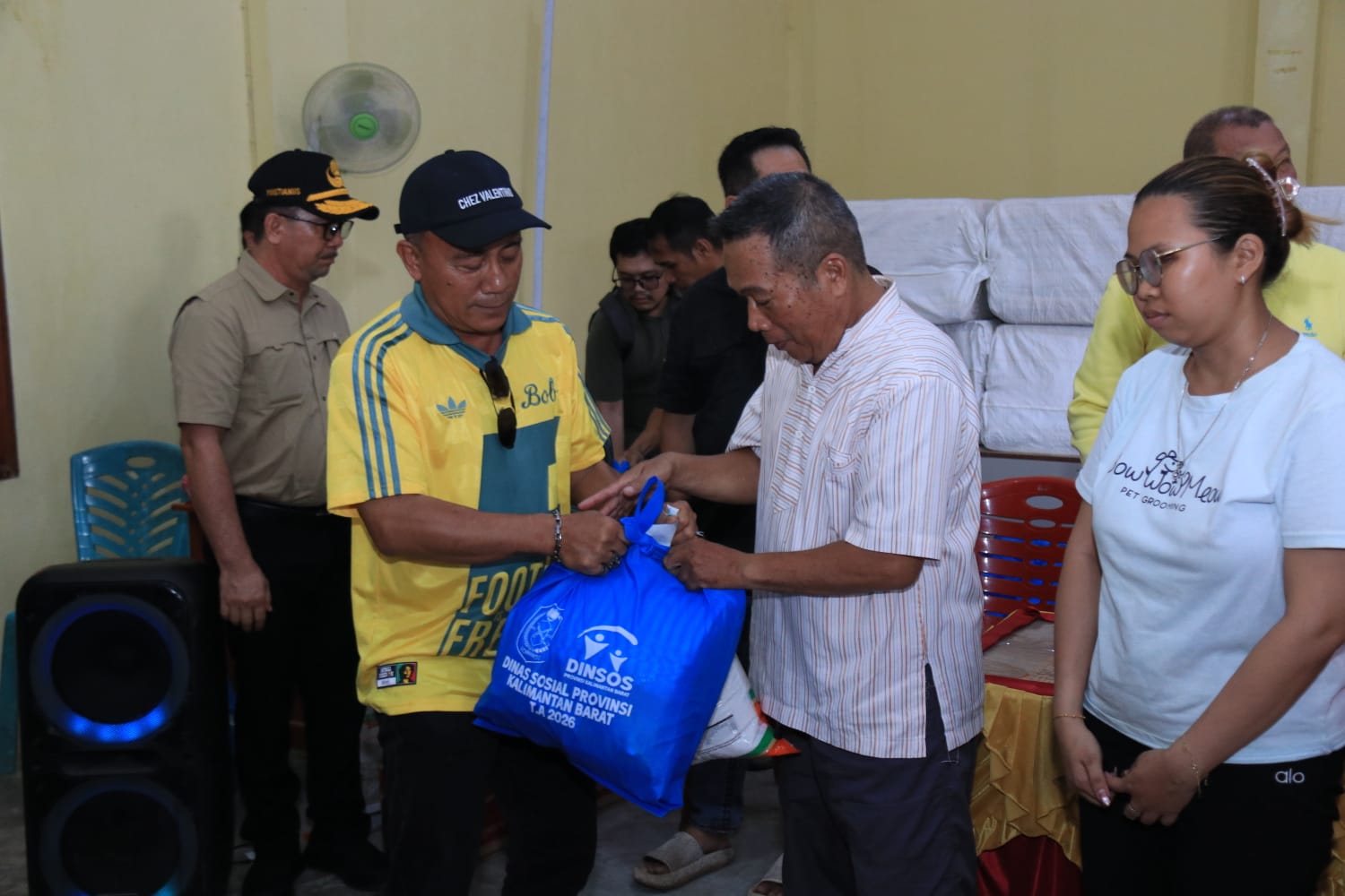 Pemprov Kalbar Salurkan Logistik untuk Korban Kebakaran Pasar Sungai Duri