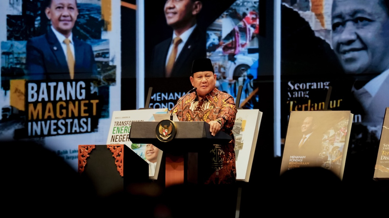 Prabowo Beri Rapor “Oke” untuk Pemerintahannya, Pamer Capaian 2.500 Jembatan hingga Sindir Elite