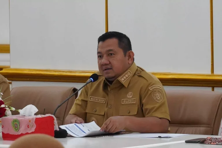 "Pemprov dan Pemerintah Pusat siapkan Rp250 miliar bangun Sekolah Nasional Terintegrasi di Penajam Paser Utara guna ciptakan SDM unggulan penyangga IKN."