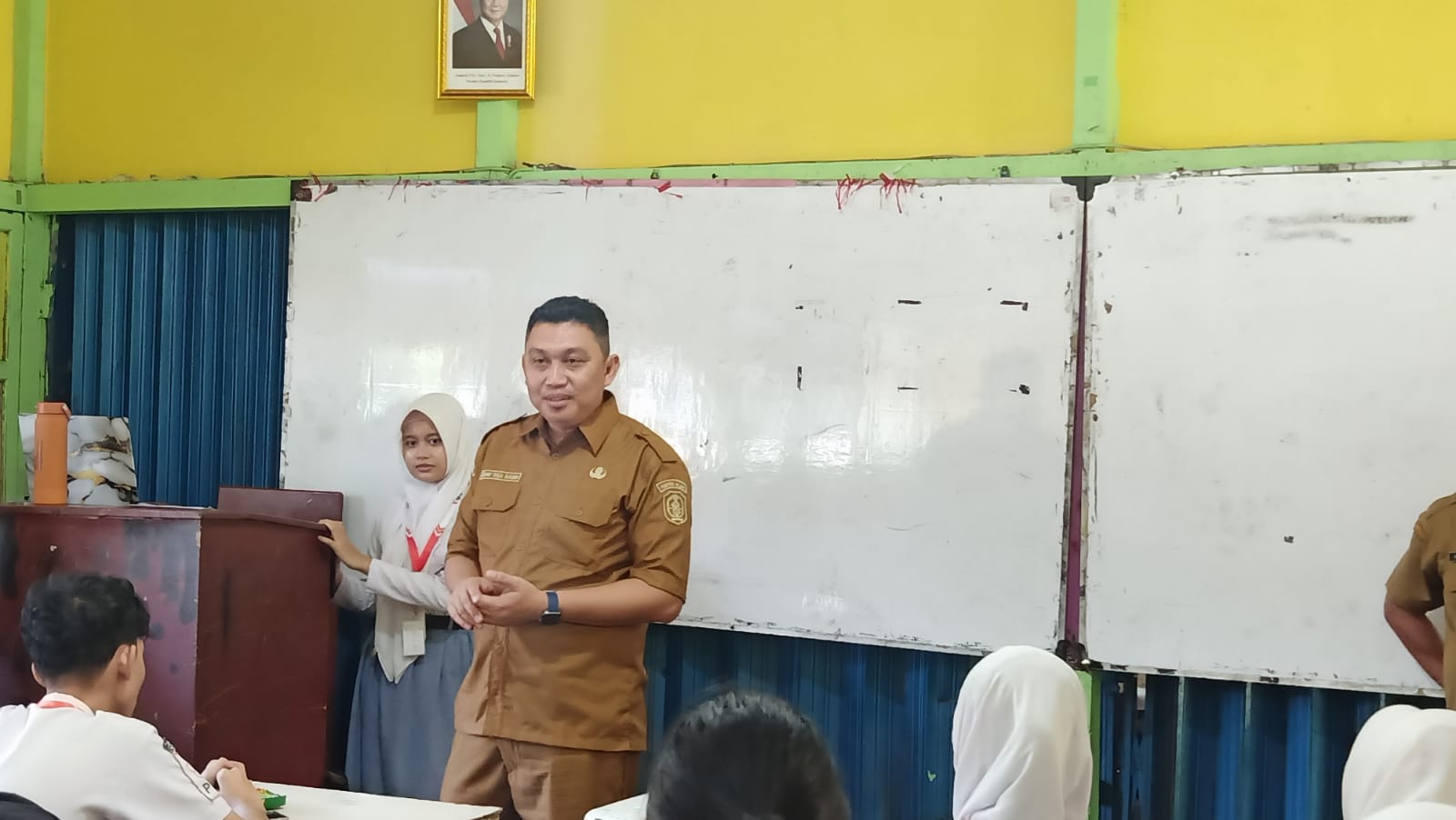 Sekolah SMA Sederajat di Kalimantan Barat Terapkan Pembelajaran Daring Mulai 11 Hingga 14 Agustus Imbas Karhutla
