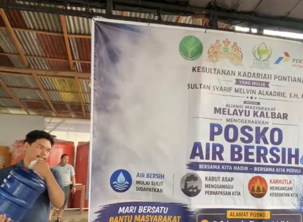 Kesultanan Kadriah dan Aliansi Masyarakat Melayu Kalbar Sediakan Air Bersih Gratis untuk Warga Pontianak