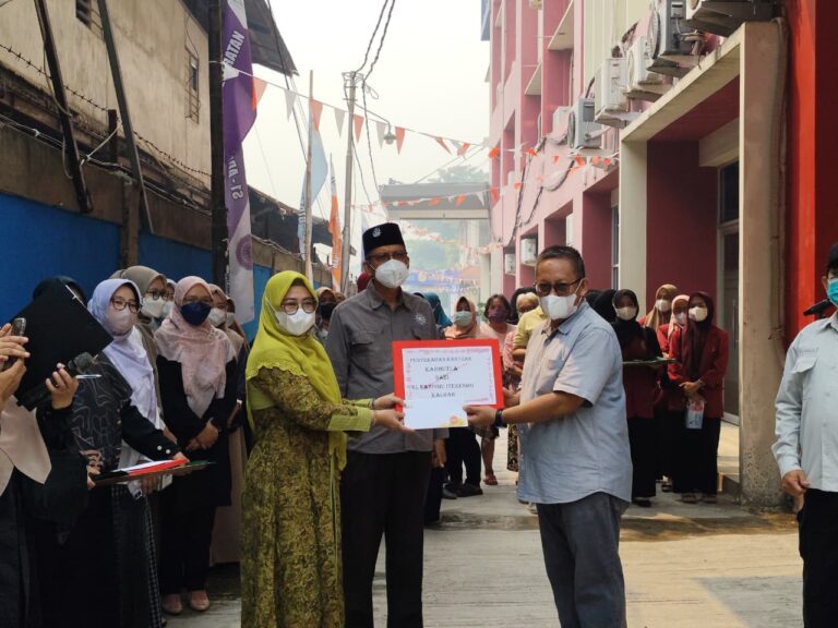 "ITEKES Muhammadiyah Kalbar aktifkan fasilitas Rumah Oksigen di Sungai Raya Dalam Kubu Raya untuk berikan pertolongan pertama bagi korban kabut asap karhutla."