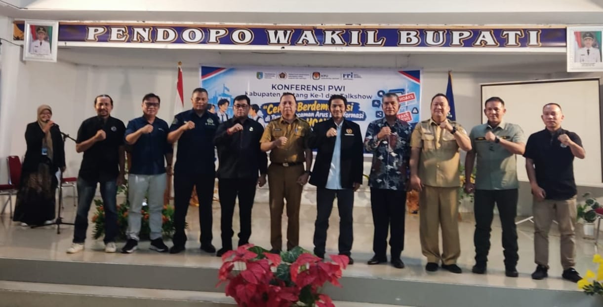 Kecepatan vs Akurasi, PWI Sintang Tegaskan Marwah Jurnalis di Era Digital
