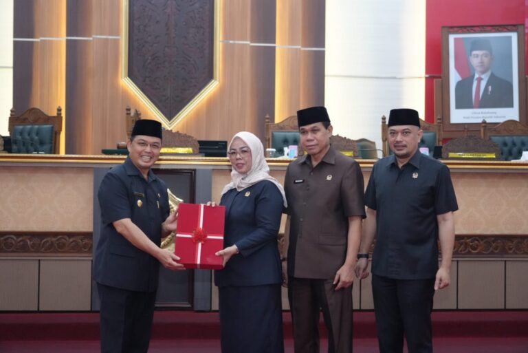 "Karhutla di Kalbar tembus 38 ribu hektare, Wagub Krisantus Kurniawan desak penegakan hukum dan Kemenko Polkam selidiki korporasi pemegang HGU."