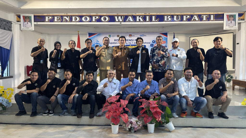 Taufik Hidayat Terpilih Aklamasi Jadi Ketua PWI Sintang Masa Bakti 2026–2029