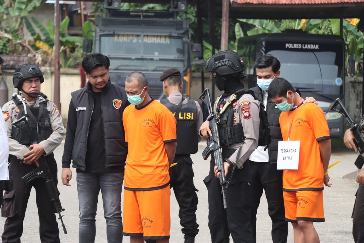 Gelar 47 Adegan Rekonstruksi Pembunuhan Ibu dan Anak di Landak, Polisi Ungkap Motif Perampokan
