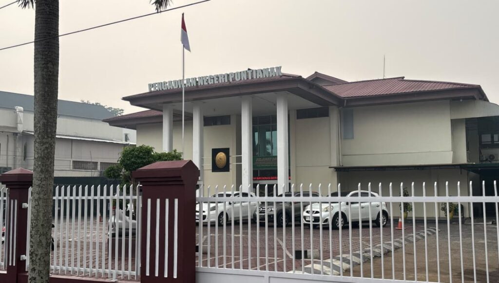 Terdakwa Pemalsuan Akta Anak Hanya Dituntut Kurang dari Setengah Hukuman Maksimal