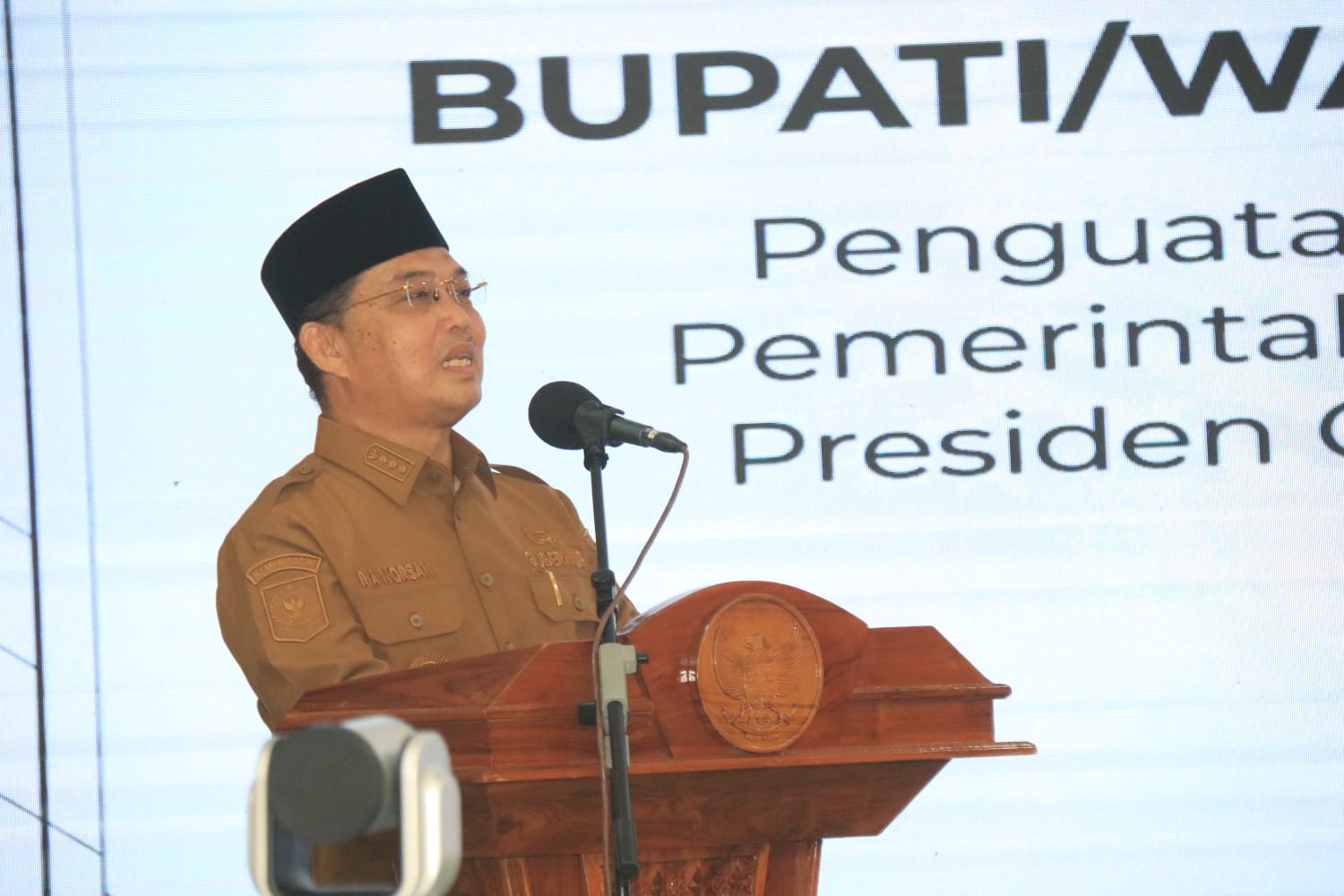 Udara Kalbar Masuk Zona Hitam, Gubernur Ria Norsan Kumpulkan Kepala Daerah