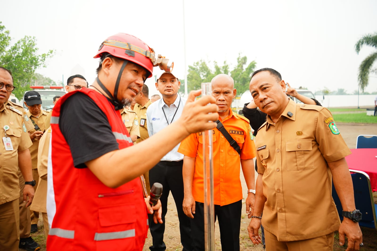 Tinjau Instalasi Air Bersih PMI, Wagub Kalbar Krisantus Dorong Pembangunan SPAM Regional untuk Solusi Jangka Panjang