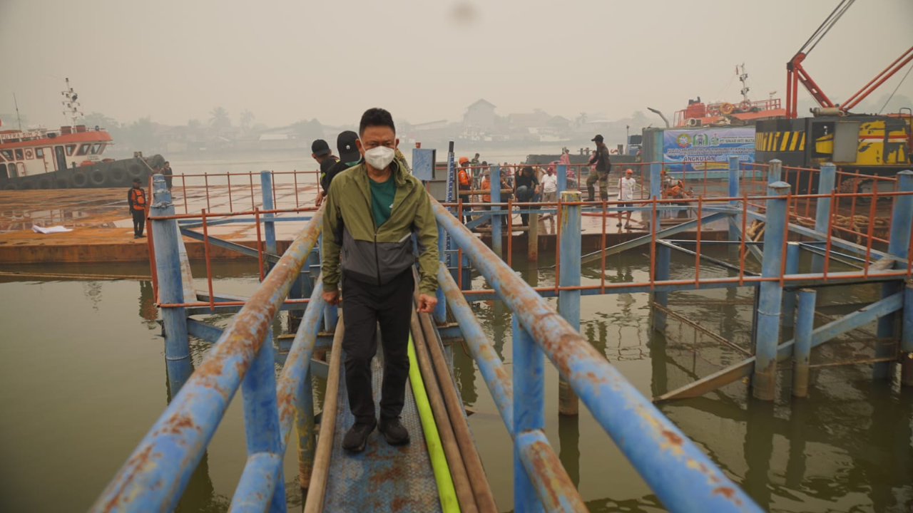 Pemkot Pontianak Pasok 5 Juta Liter Air Tawar untuk Warga Pontianak Timur