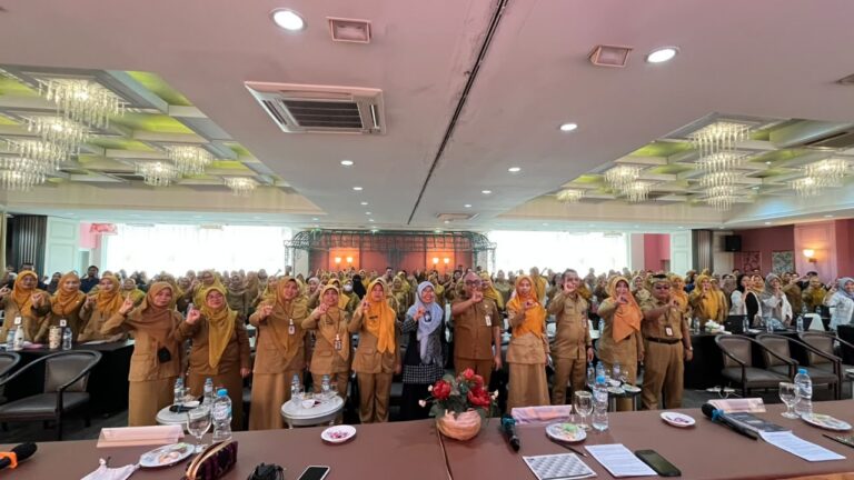 Disdikbud Pontianak Bekali 155 Calon GPK Lewat Bimtek Sekolah Inklusi