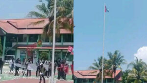 Aksi pengibaran bendera Bintang Kejora di kampus USTJ Jayapura. (Dok. Ist)