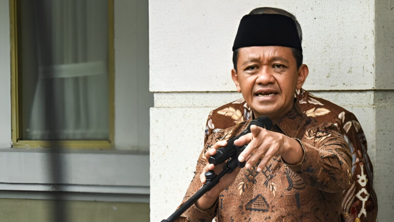 "Kementerian ESDM mengkaji penghentian ekspor gas ke negara tetangga sebagai bentuk penerapan strategi mode survival ala Presiden Prabowo."