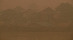 "Otban Balikpapan catat 180 penerbangan di Kalimantan terdampak asap karhutla pada 28 September-4 Oktober 2026; Kalteng jadi daerah paling terdampak."