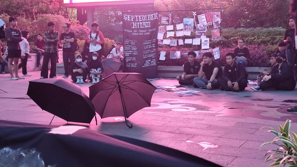 Aksi ‘September Hitam’ 2026 di Taman Digulis Kritisi Gelar Pahlawan Soeharto dan Kritik Penanganan Karhutla