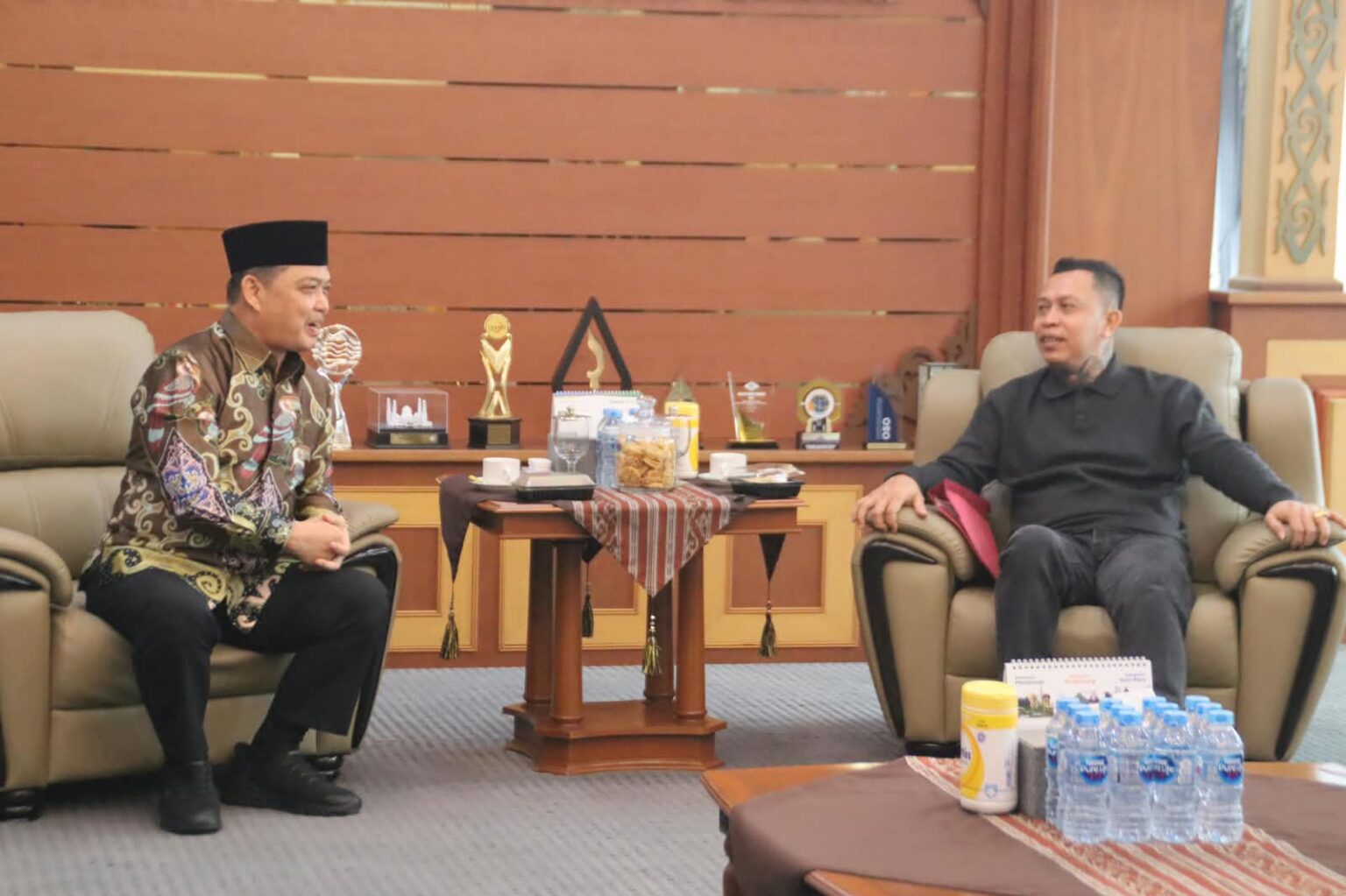 Bersama Panglima Jilah, Pemprov Kalbar Cari Solusi untuk Kepala Sekolah di Pedalaman