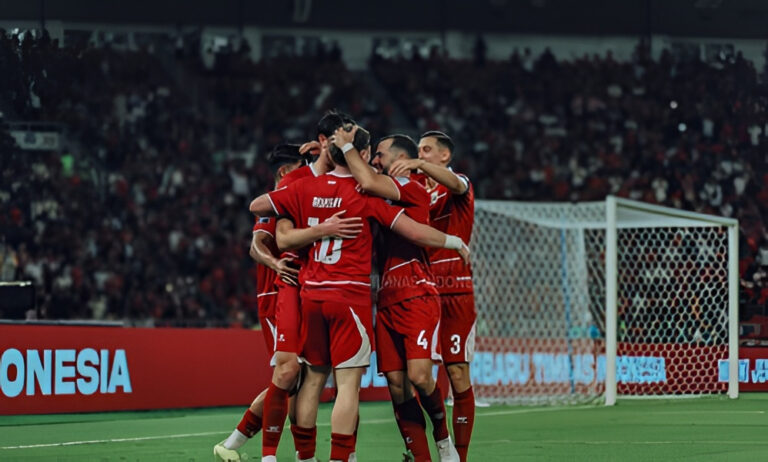 "Pelatih Timnas John Herdman waspadai counter strategi pelatih Thailand Anthony Hudson di final ASEAN Cup 2026 di SUGBK; Garuda fokus matangkan transisi tim."